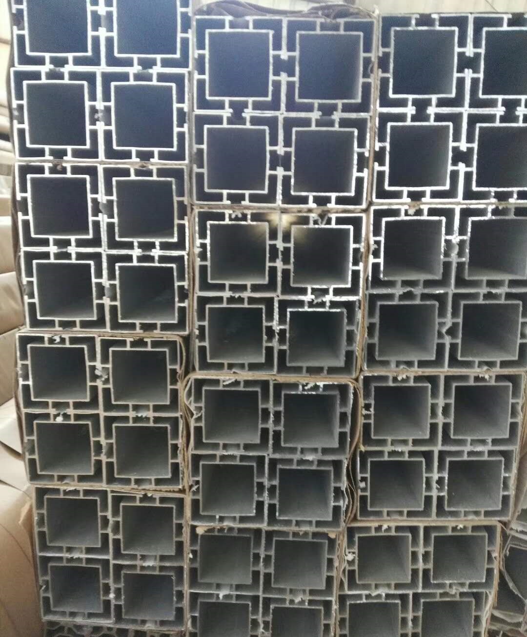 郑州铝型材厂家仓库